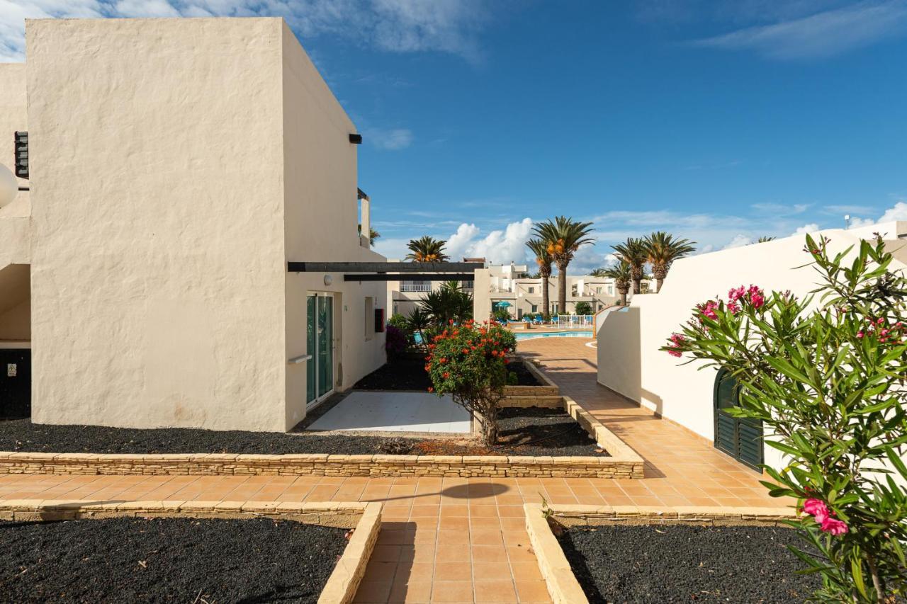 Homeforguest Apartamento Alisios 1 Con Piscina En Corralejo Exterior foto