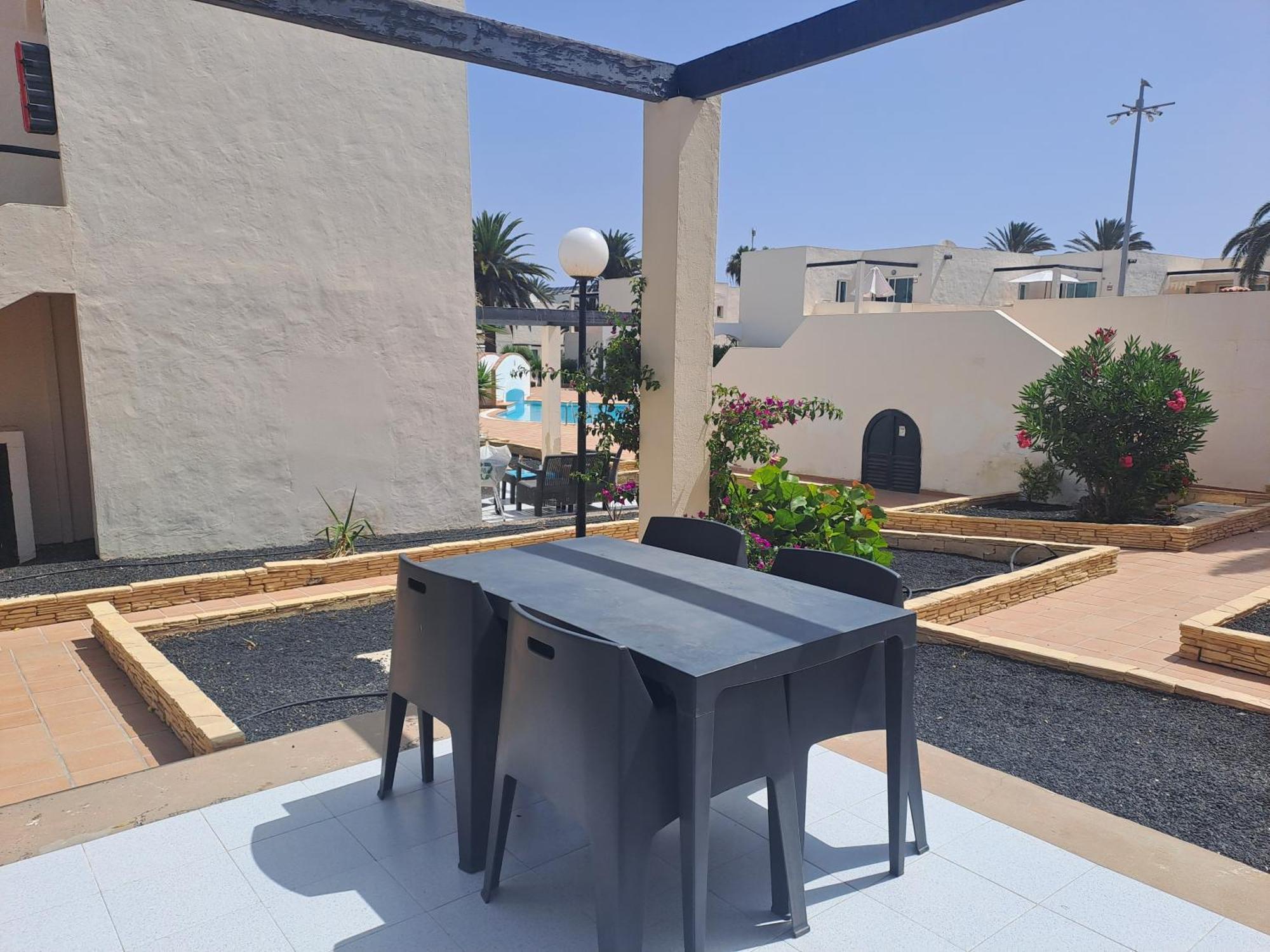 Homeforguest Apartamento Alisios 1 Con Piscina En Corralejo Exterior foto